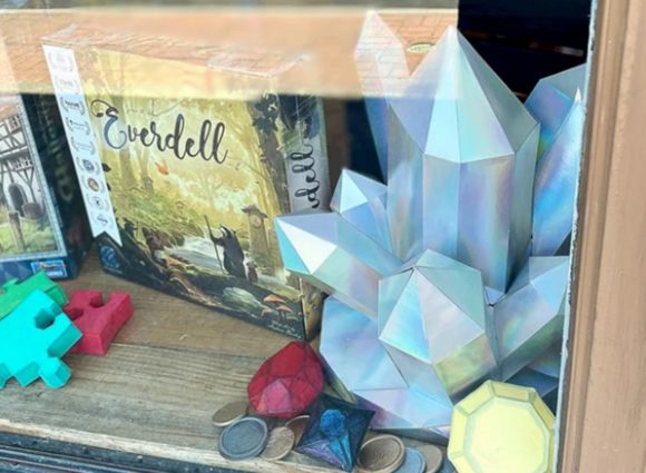 Crystals 3D SVG: Reviewing Shapes for Digital Sales